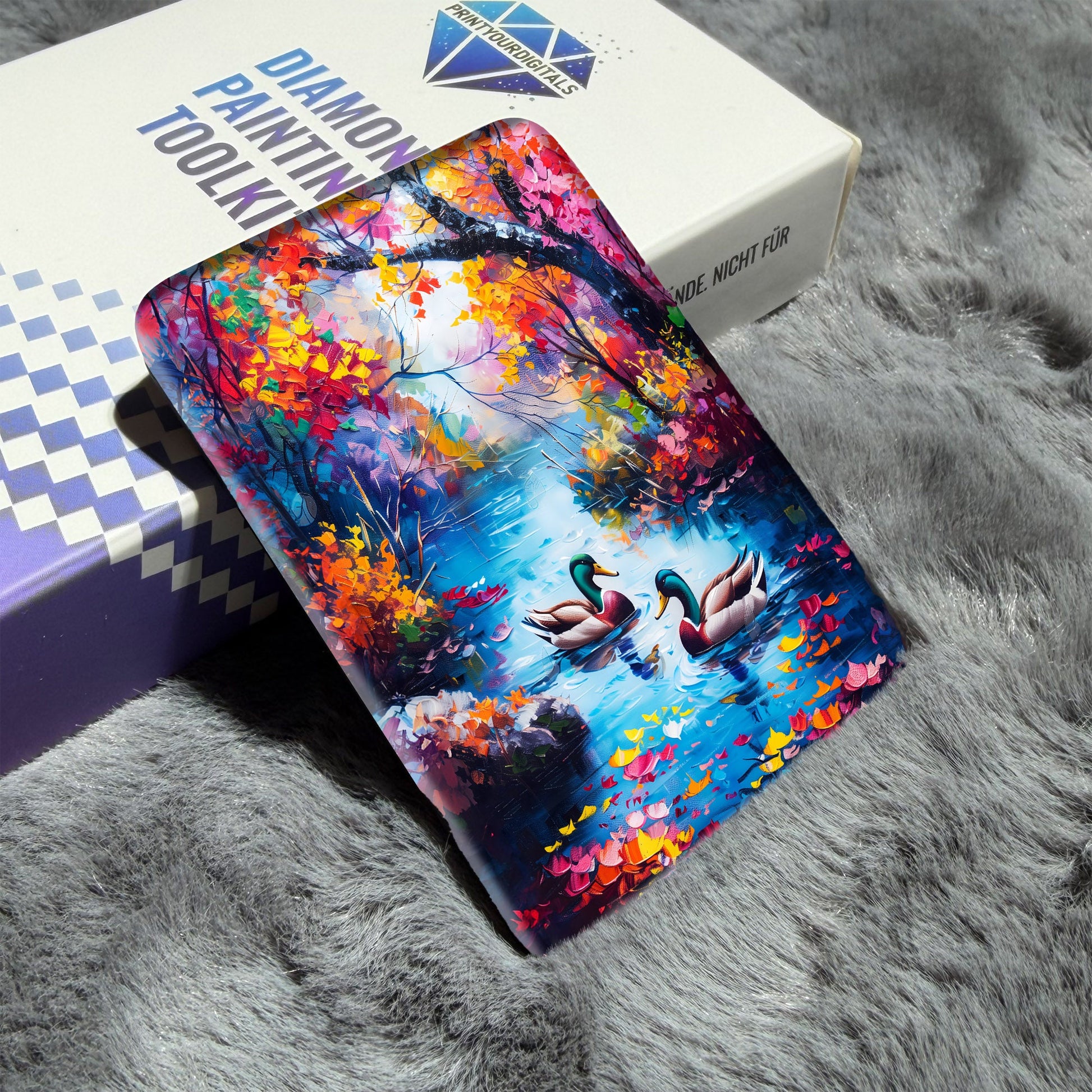 Cover Minder – Romantische Enten am Herbstsee